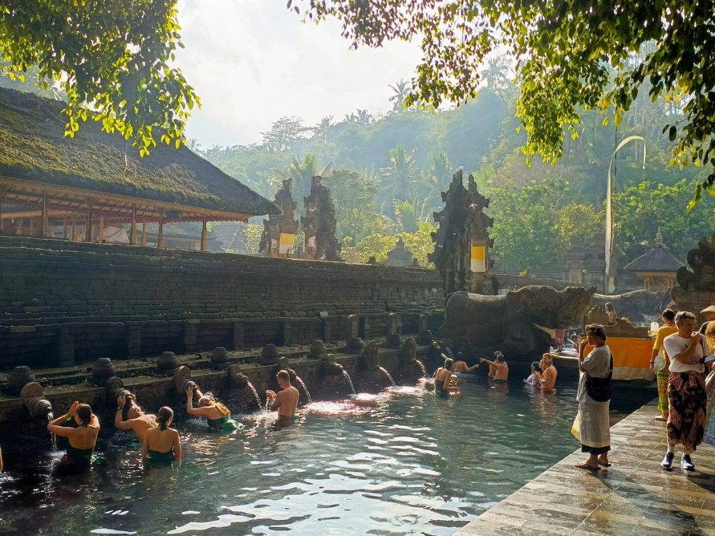 tour package tirta empul