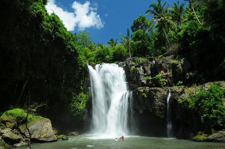 Tegenungan Waterfall